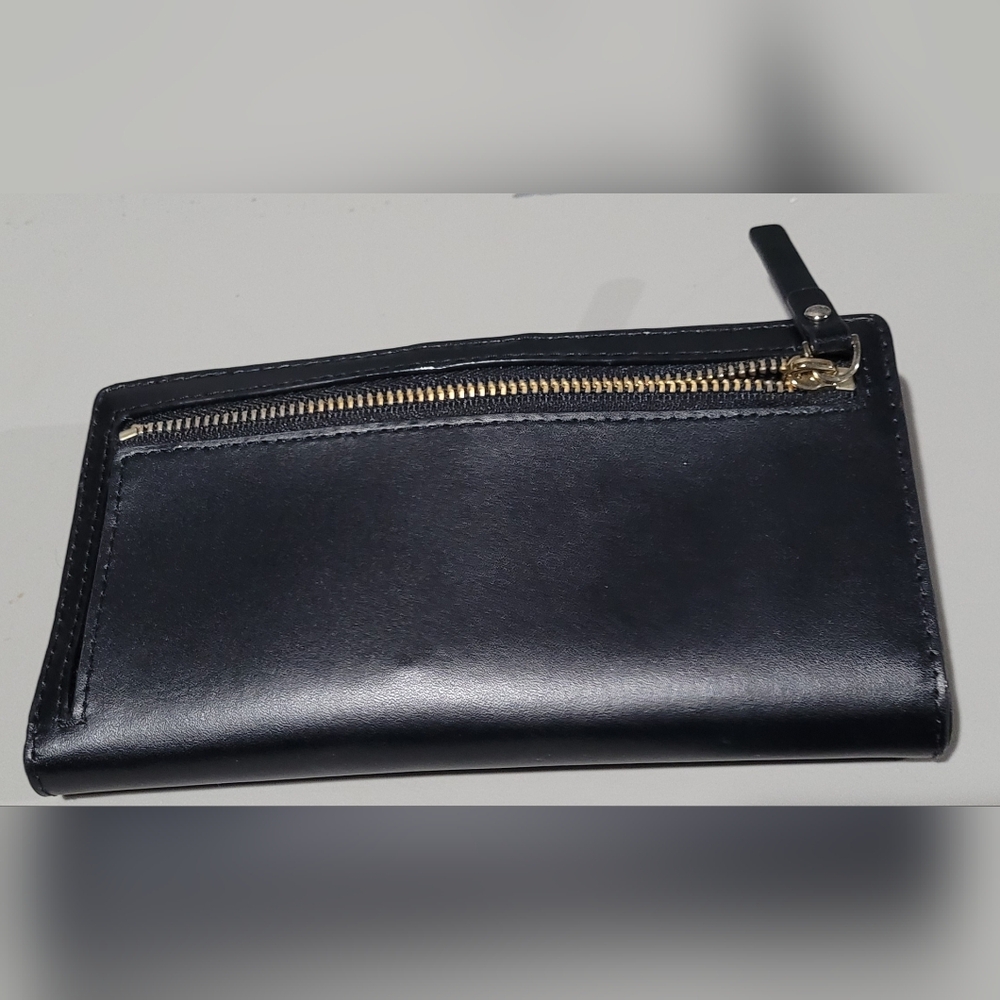 Kate Spade Wallet - Picture 4 of 4